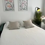 Charmant Studio Parisien Au Coeur Du 15E Arrondissement
