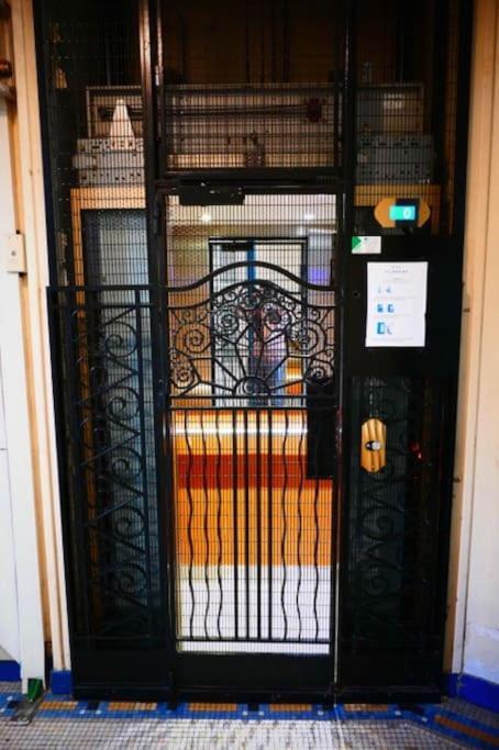 Parisien Au Coeur Du 15e Arrondissement Parigi